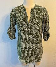 Collective Concepts Navy & Yellow Floral Roll Tab Sleeve Blouse XS