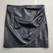 Shinestar Womens Faux Leather Mini Skirt Size M Black Ruched A-Line Back Zip