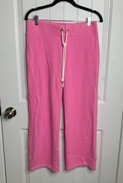 Lilly Pulitzer pink Barbie core wide leg sweatpants size small vacation cruise