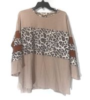 Animal Print Top Women’s Medium