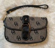 Dooney & Bourke Small Wristlet Pouch