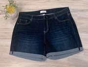 Lane Bryant darkwash mid-Rise girlfriend short size 16