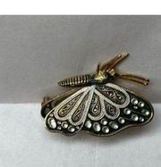 Flying Butterfly Profile Brooch Dark Green And Gold Pin Vintage