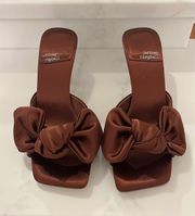 Bow Heels Maroon 7.5