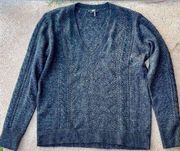 knit v neck pullover sweater large