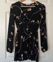 Midi Dress. Beautiful dress in Excellent condition. Size XS.