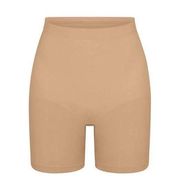 New 
Shapewear Shorts
MID THIGH SHORT