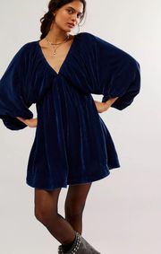 Portia Velvet Mini Dress Midnight Rain Navy Blue Size Medium NWT