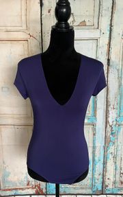 Women Juniors Short Sleeve V-Neck Dark Purple Top Bodysuit Size Large