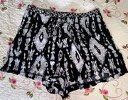 Vanilla Star Rayon Shorts Size Medium