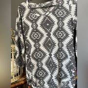 Wallflower Aztec Print 3/4 length sleeve top