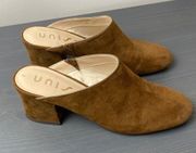 Unisa Faux Suede Slip On Block Heel Mule Size 8 Brown