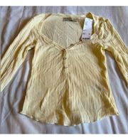 Cream/Powder Yellow Cropped Long Sleeve Top