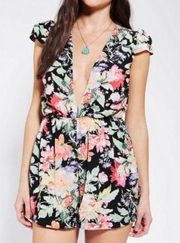 Reverse Floral Cap Sleeve Plunge V Neck Romper Large Multicolored