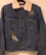 Embroidered  detail sherpa lining denim jackets 