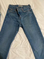 Levi’s Wedgie Fit Jeans