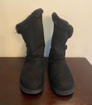 Makalu faux fur size 7 women boots