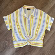 milk & honey striped blouse top short length short sleeves Women’s size medium
