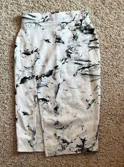 Knee length marble print pencil skirt with split | size M