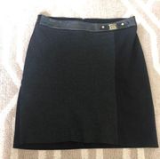 ANNE KLEIN lion logo skirt