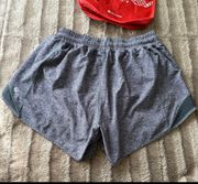 Lululemon Hotty Hot Short 2.5”