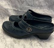 Slip On Comfort Wave Size 7