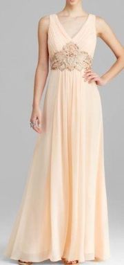 SUE WONG Embellished sleeveless Chiffon Gown