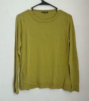 Lafayette 148 New York Pear Colored Pull Over Light Weight Sweater