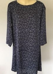 GRAY ANIMAL PRINT SHIFT DRESS SIZE MEDIUM NWT