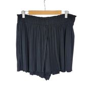 Loft Pleated Paper Bag Black Shorts L