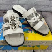 Easy Street Torrid Sandals White Crocodile Stretch Silver Accents 7M NEW