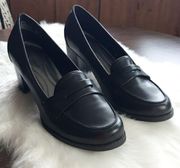 White Stag Black pumps