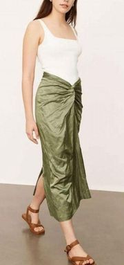 NWOT  Twist Front Skirt in Dark Pistachio Size 8