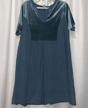 Alya sz L Dusty blue baby doll dress. V-neck with velvet trim.. lined