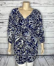 Fashion Bug NWT Size 3X Blue & White Printed V-Neckline Ruched Sleeve Blouse Top