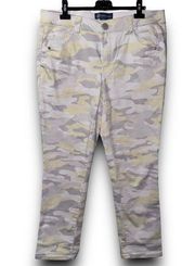 Democracy camo pants women’s size 14W