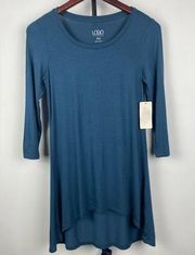 Logo Layers by Lori Goldstein Blue 3/4 Sleeve Asymmetric Hem Top Shirt