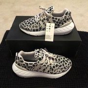 Adidas  Swift run animal print athletic training shoes sneakers size 9 womens new