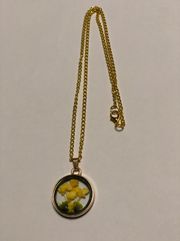 Flower Press Pendant Necklace 