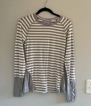 Long Sleeve Stripped Back Pocket with Thumb Holes Workout Top small