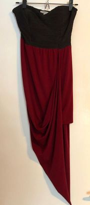 Strapless Maroon And Black Dress With Sweetheart Neckline