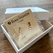 Riah Fashion Zig Zag Gold Tone Earrings