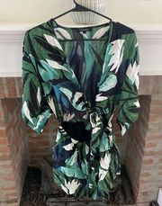 𝅺olivaceous Size Small Plant Green Romper with Stomach Cut Out