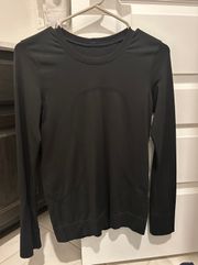 Swiftly Relaxed Long Sleeve