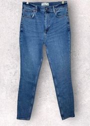 Abercrombie & Fitch The Slim Straight Ultra High Rise Jeans