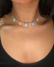 tilly’s flower choker