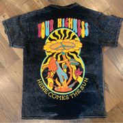 Here Comes the Sun Your Highness Black Gray Tie T-Shirt Size Medium
