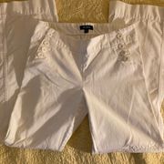 Womens white pants by Bitten Sarah Jessica  size 6