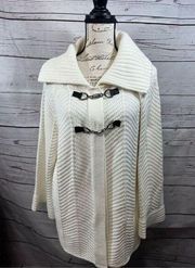 JM Collection size large white sweater with front clasps - Linda