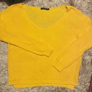 BOOHOO Yellow Long Sleeve V Neck Sweater Size M/L